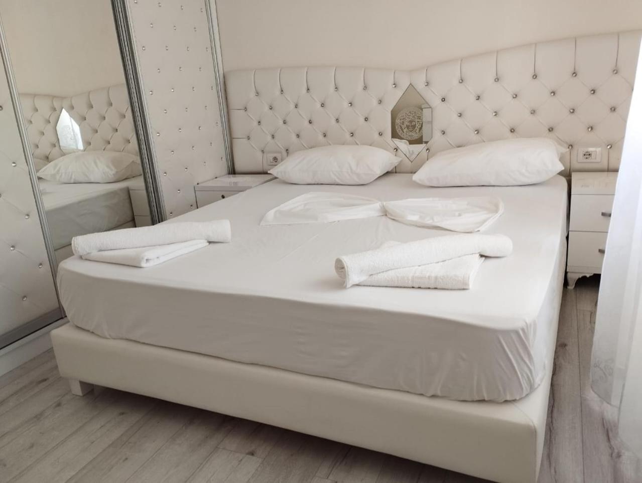 Rondo Guesthouse Gjirokastra Zewnętrze zdjęcie